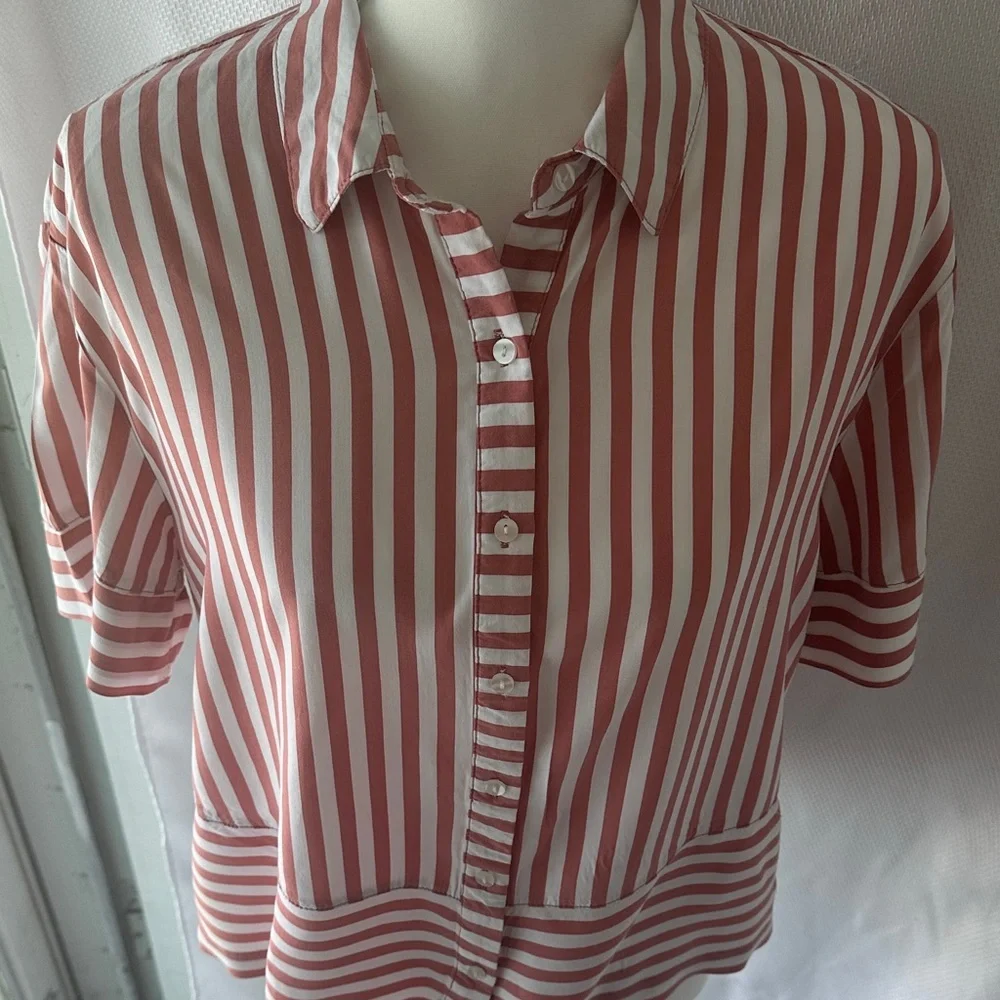 Jane + Delancey Red & White Striped Button-Down Cropped Shirt – Size M - Picture 6 of 8